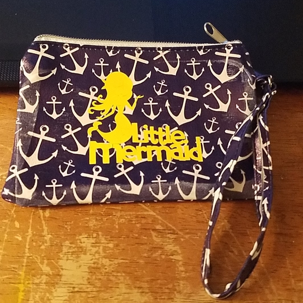 La Ti Da Cosmetic Purse Bag Clutch Wrislet 4x6